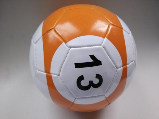 体育用品厂家定做pu5号 4号 3号桌式足球可整套销售可定制loog